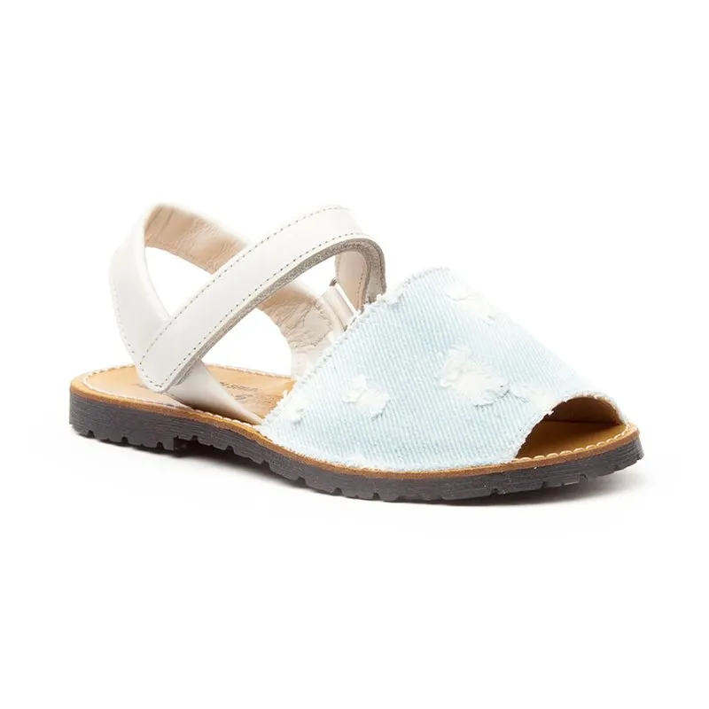 Abarcas Menorquinas Niña Tela Vaquera Y Piel Velcro 212 Beige, de Angelitos