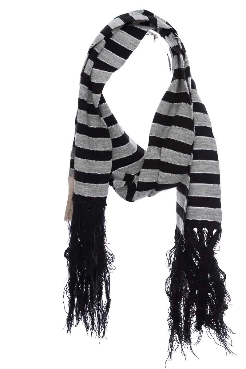 ACCESORIOS COLOR GRIS  CLOSEANDO