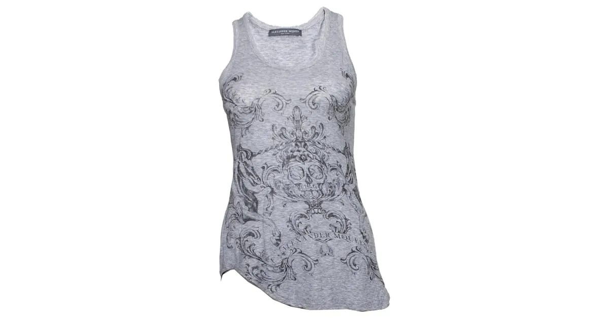 Alexander McQueen, Camiseta de tirantes gris con estampado de calaveras. 