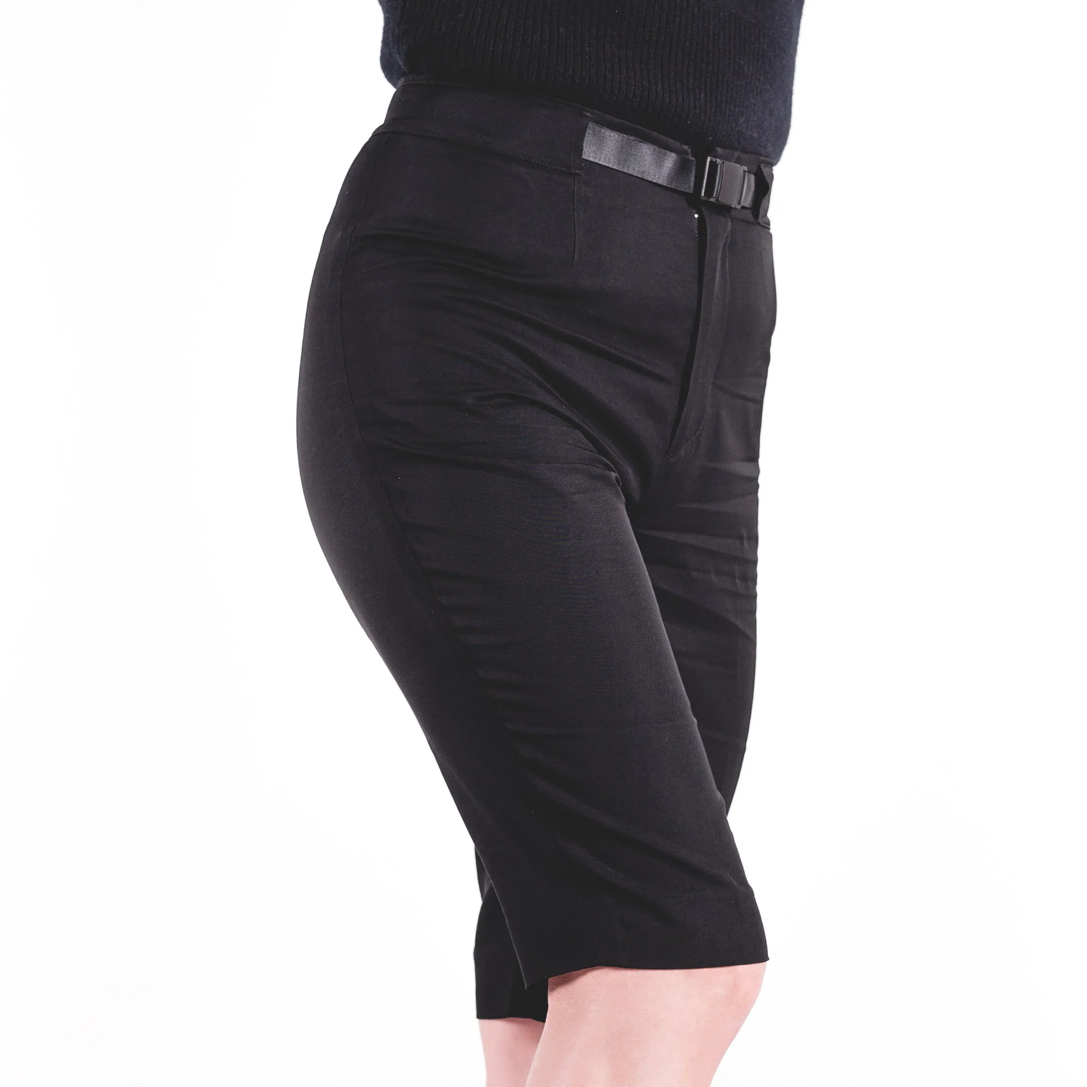 Bermuda Black