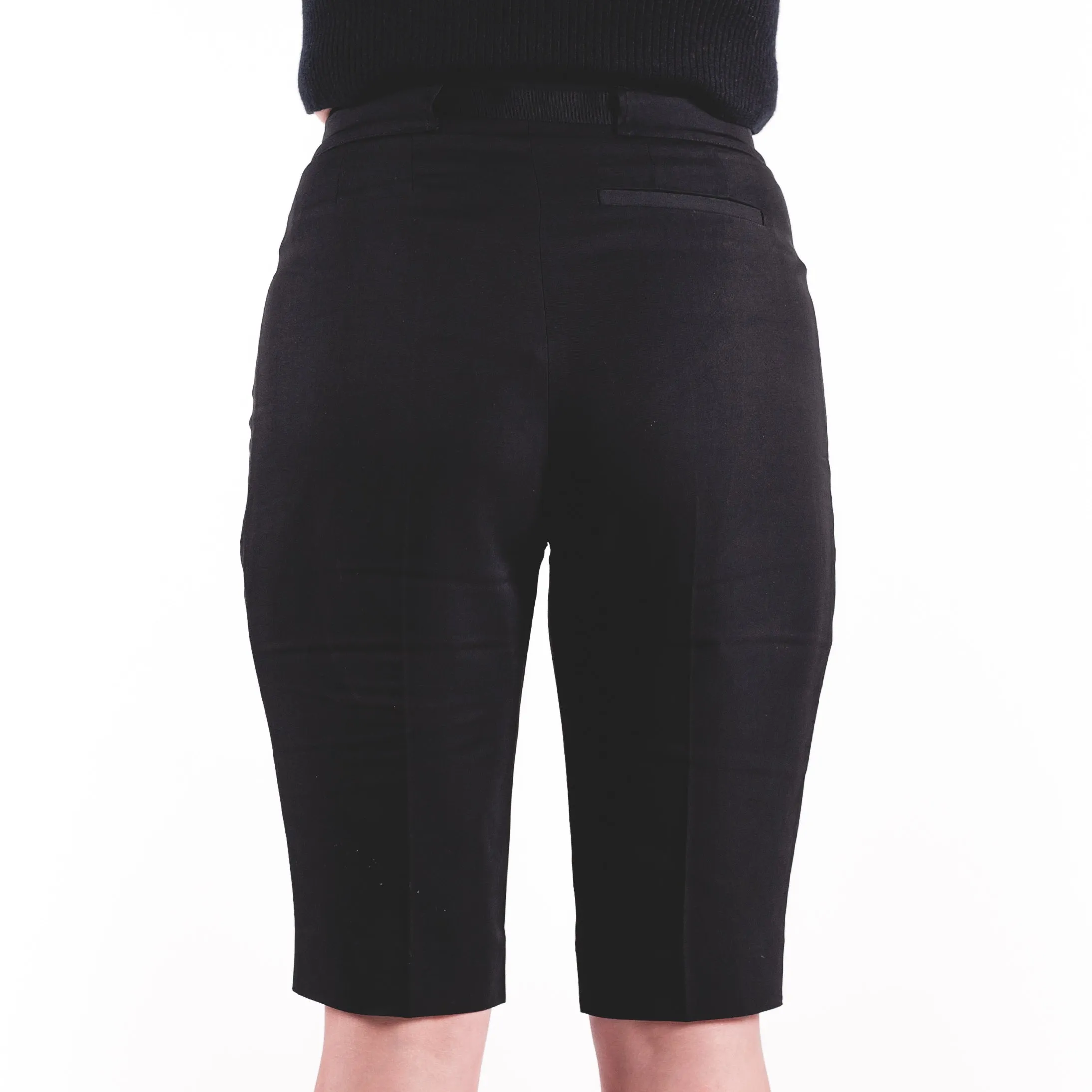 Bermuda Black