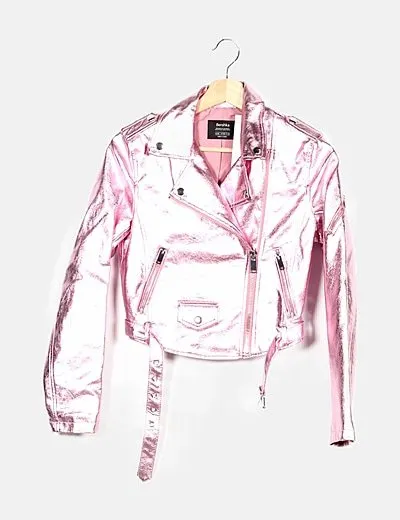 Bershka Chaqueta rosa biker