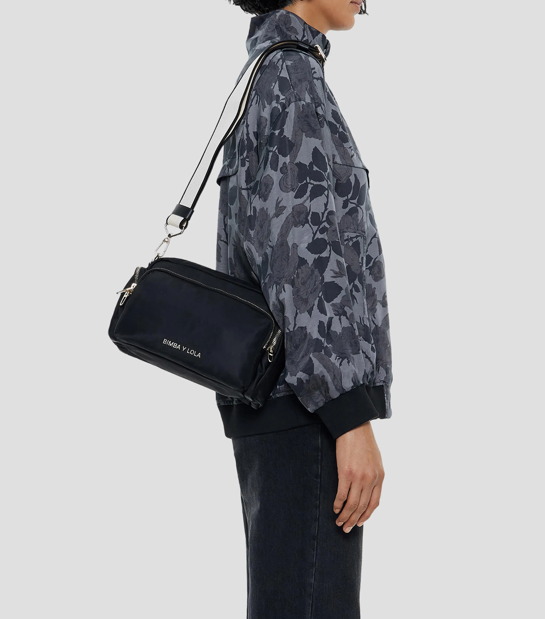 Bimba y Lola Bolso bandolera mediano nylon negro Mujer