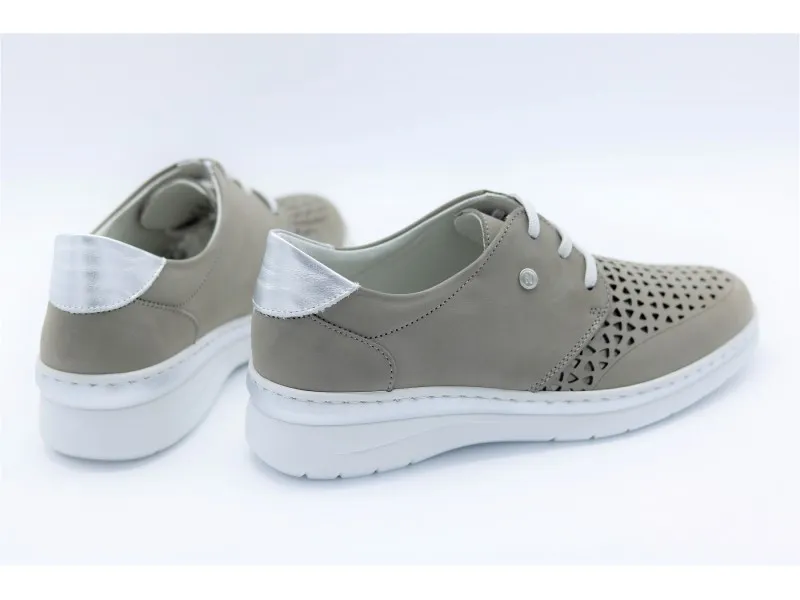 BLUCHER EN NOBUCK PICADO 3204 NOTTON EN COLOR GRIS