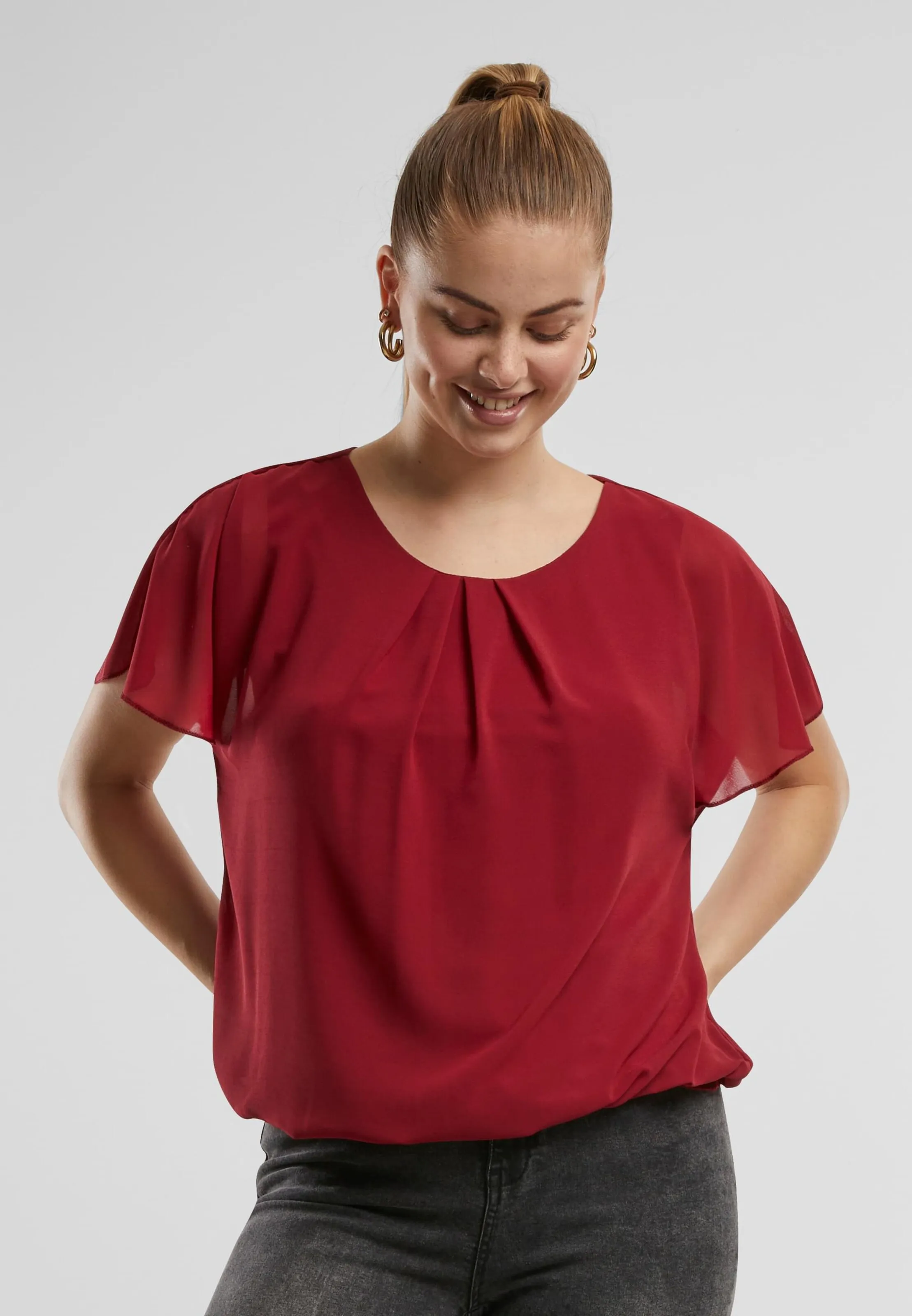 Blusa Cloud5ive en Rojo Vino