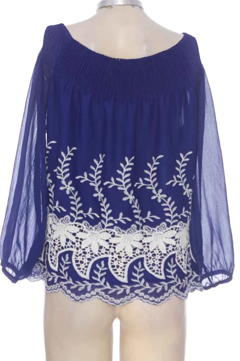 BLUSA COLOR AZUL  APOLOGY
