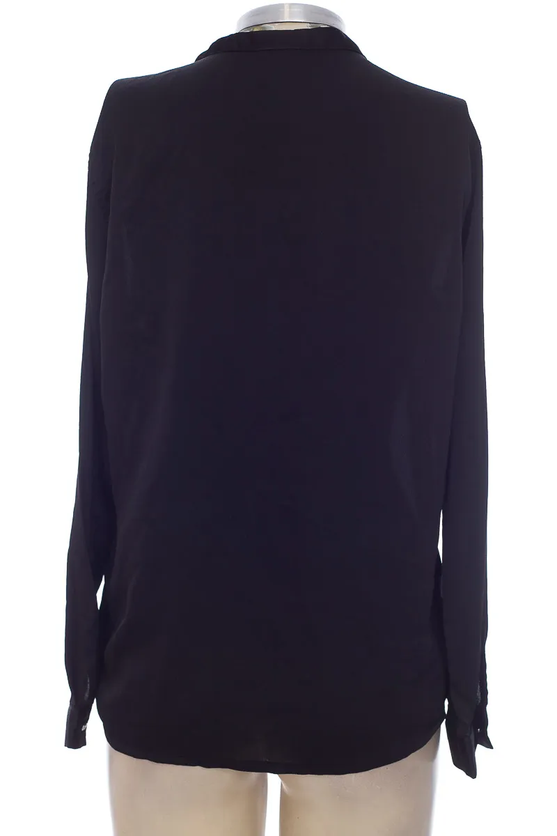 BLUSA COLOR NEGRO  COLOR SIETE