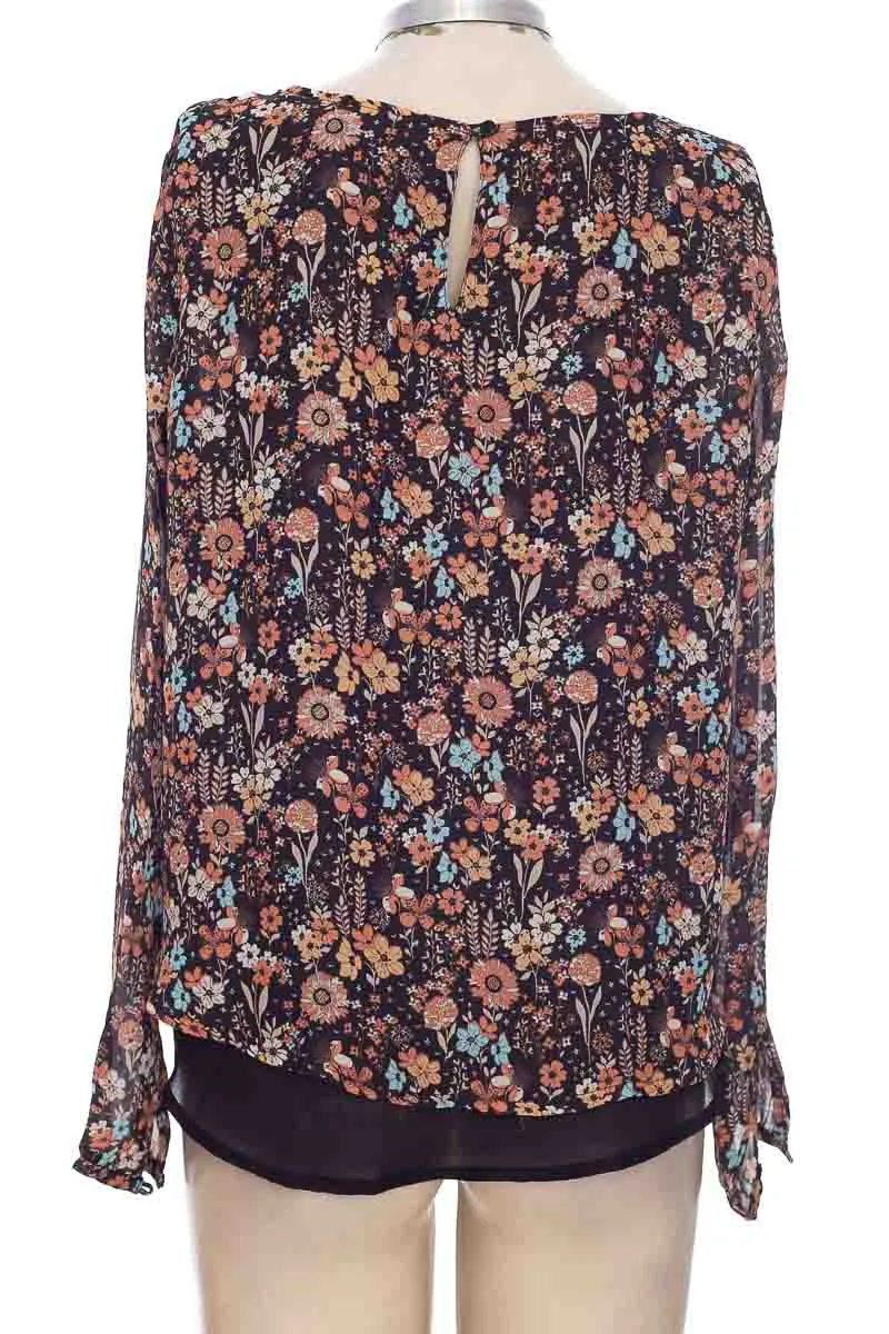 BLUSA COLOR NEGRO  KOAJ