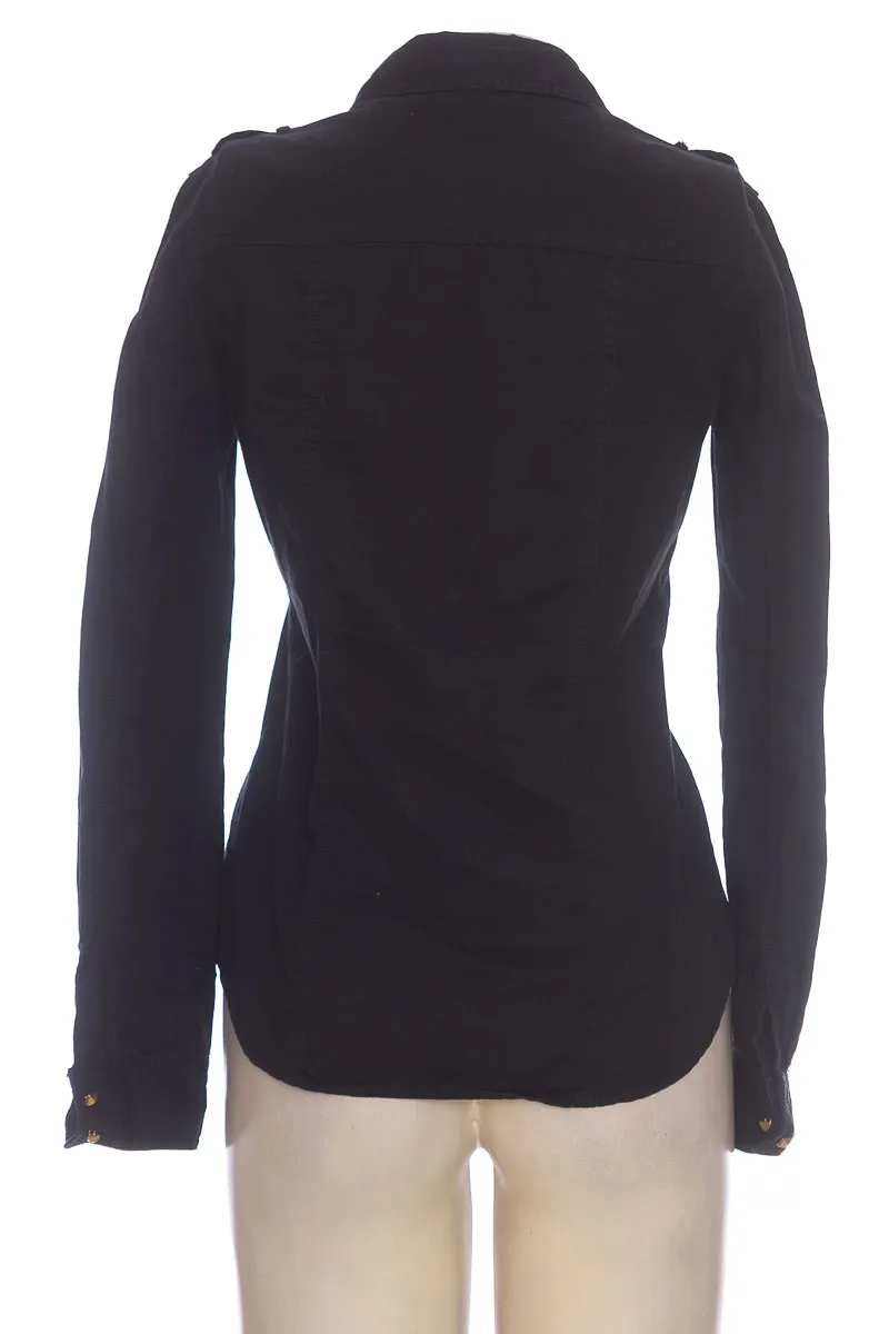 BLUSA COLOR NEGRO  STRADIVARIUS