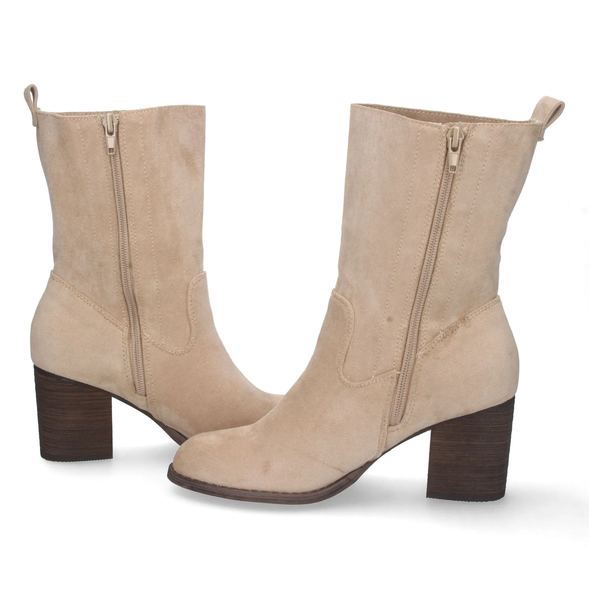 Botines de tacon medio punta redonda color beige