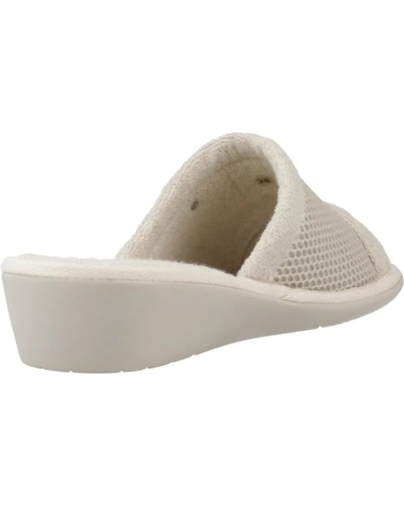 Calzado de casa NORDIKAS  de Mujer ZAPATILLAS HOGAR MUJER MODELO 1933 COSMOS COLOR BEIS  HIELO