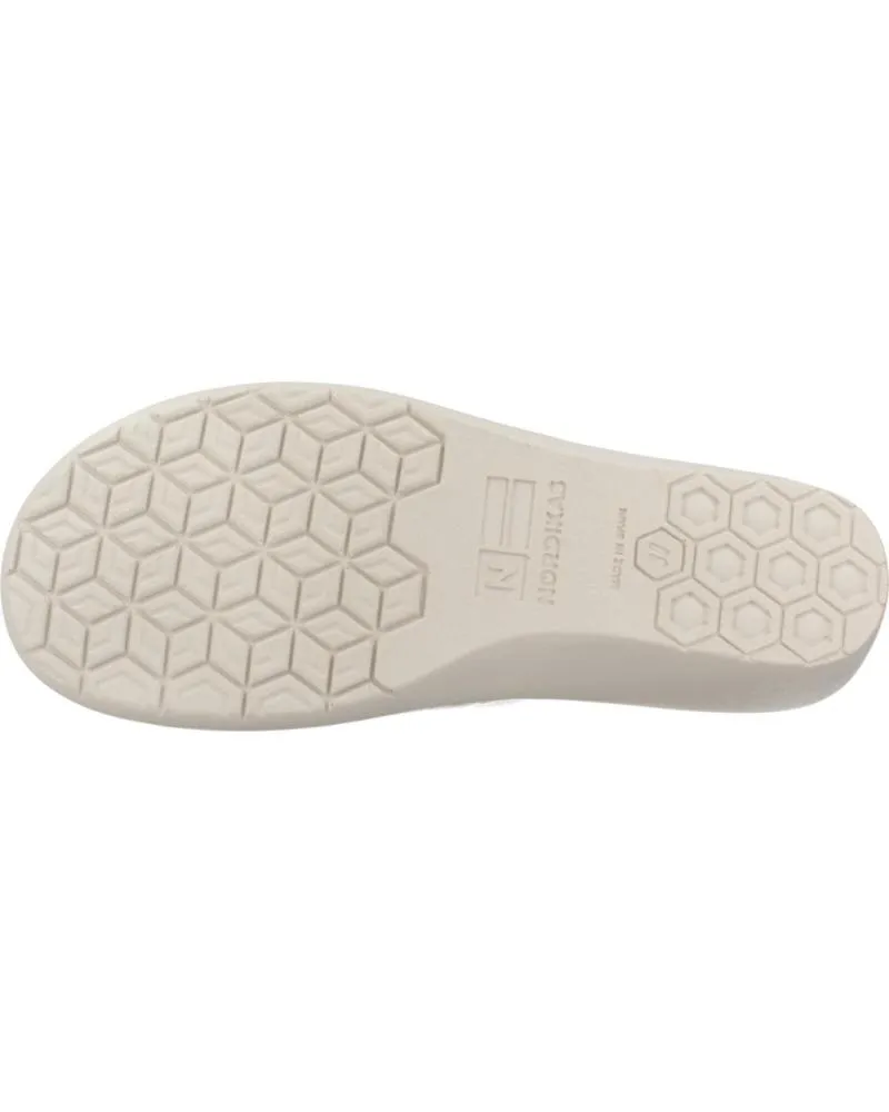 Calzado de casa NORDIKAS  de Mujer ZAPATILLAS HOGAR MUJER MODELO 1933 COSMOS COLOR BEIS  HIELO