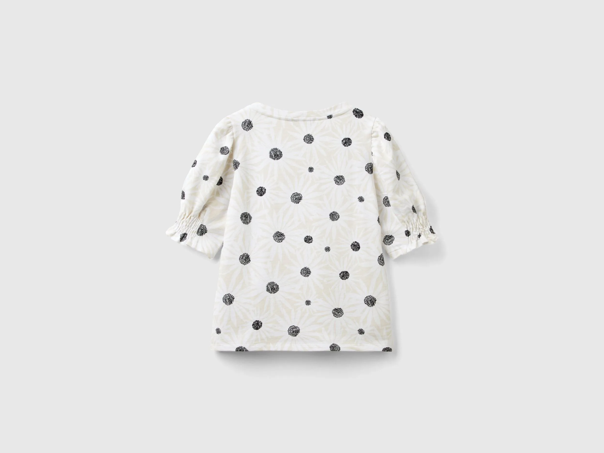 Camiseta de algodón orgánico con estampado de flores