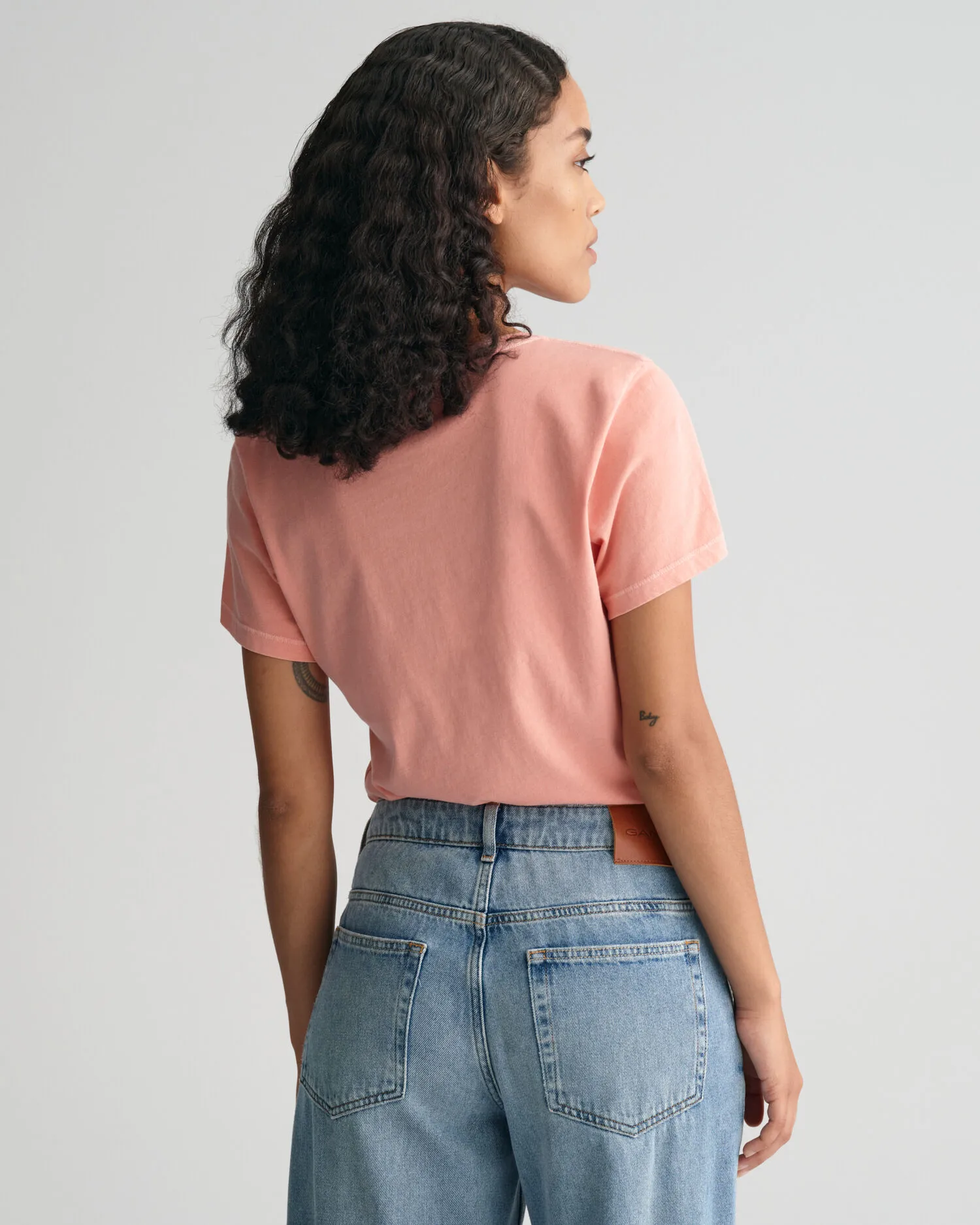 Camiseta de cuello redondo Sunfaded