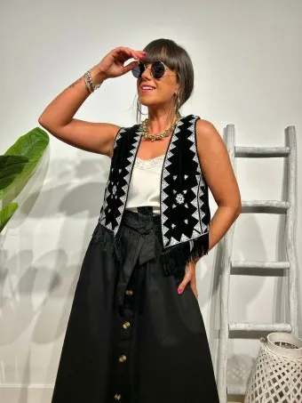 Chaleco Flecos Bordado CHIPPEWA Negro