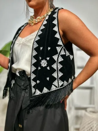 Chaleco Flecos Bordado CHIPPEWA Negro