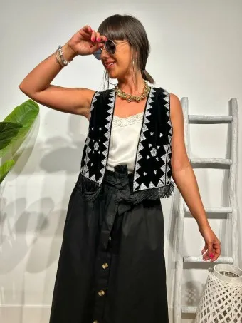 Chaleco Flecos Bordado CHIPPEWA Negro