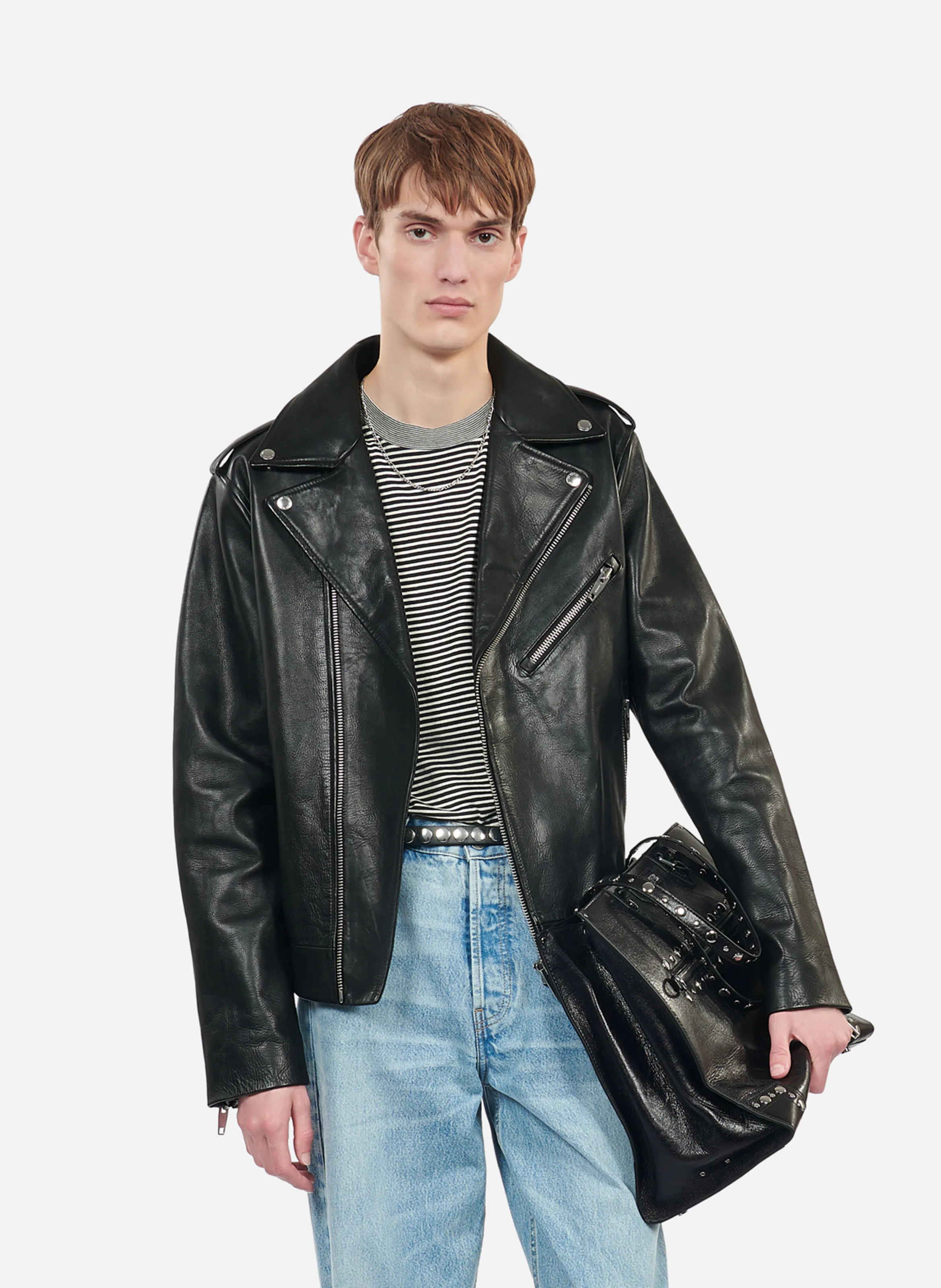 Chaqueta de cuero estilo biker recta en negro