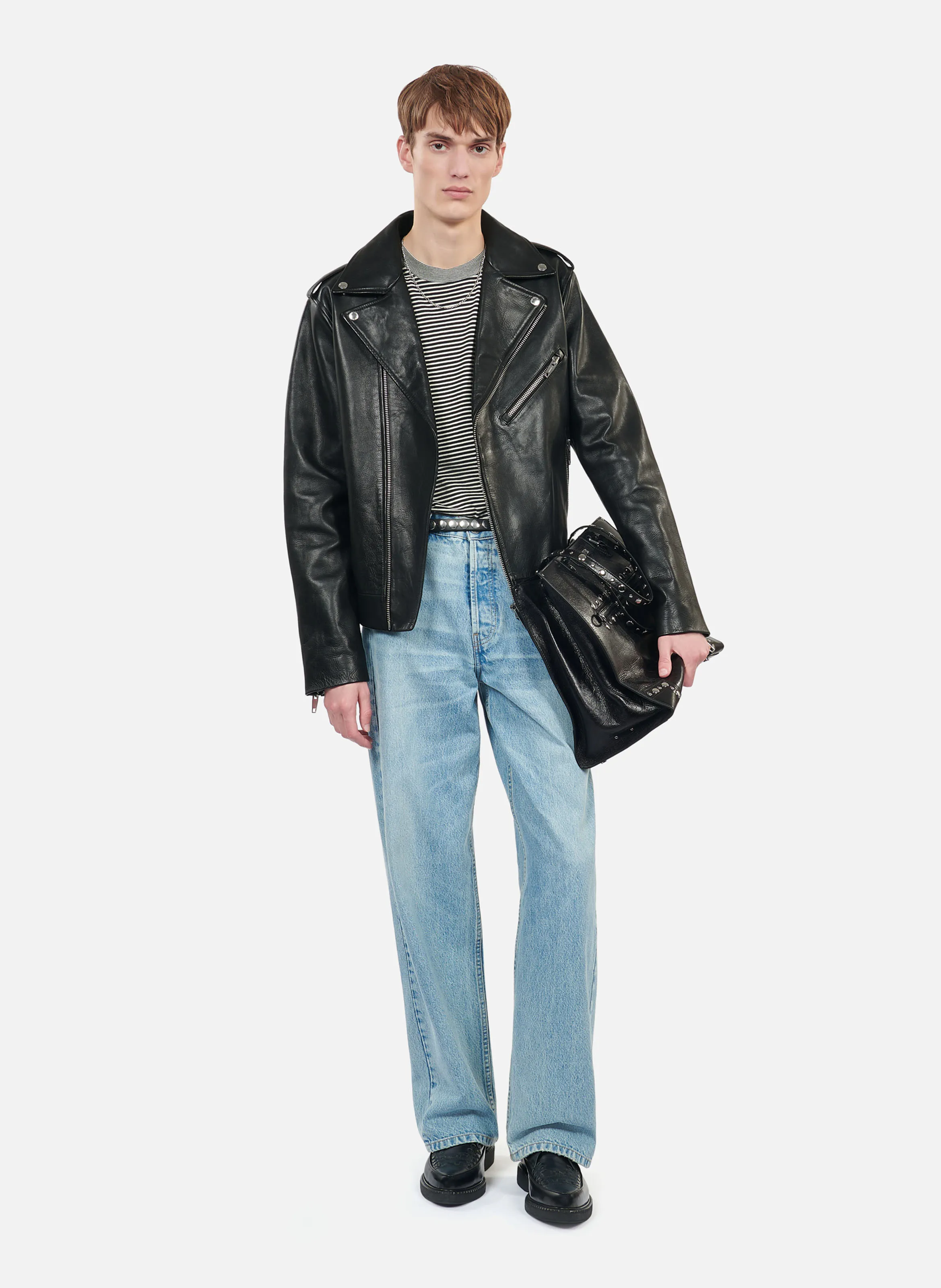 Chaqueta de cuero estilo biker recta en negro