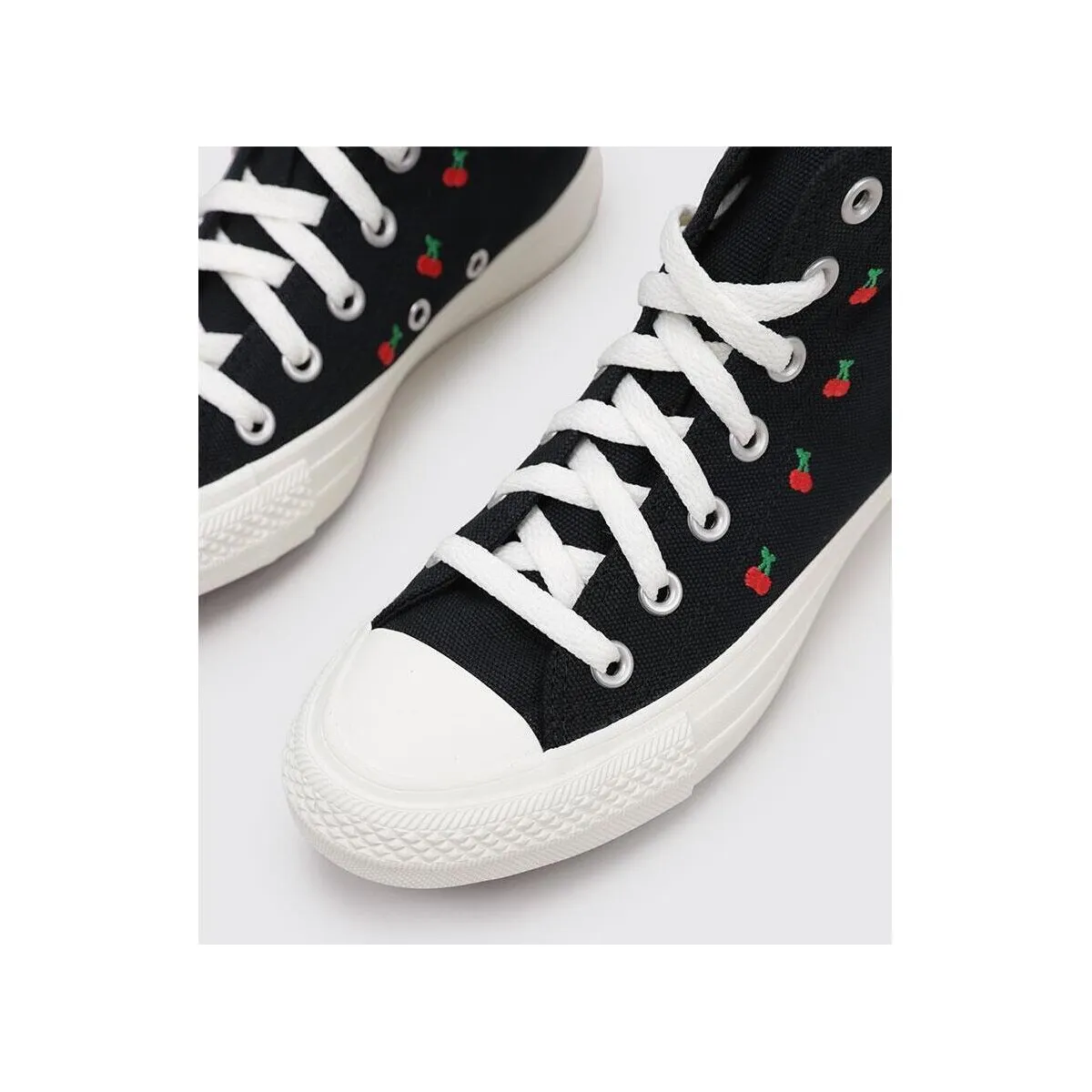 CHUCK TAYLOR ALL STAR CHERRIES