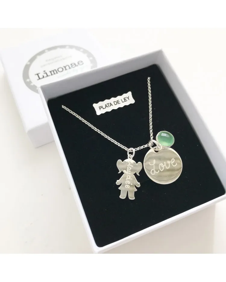 Collar de plata con siluetas para mamás