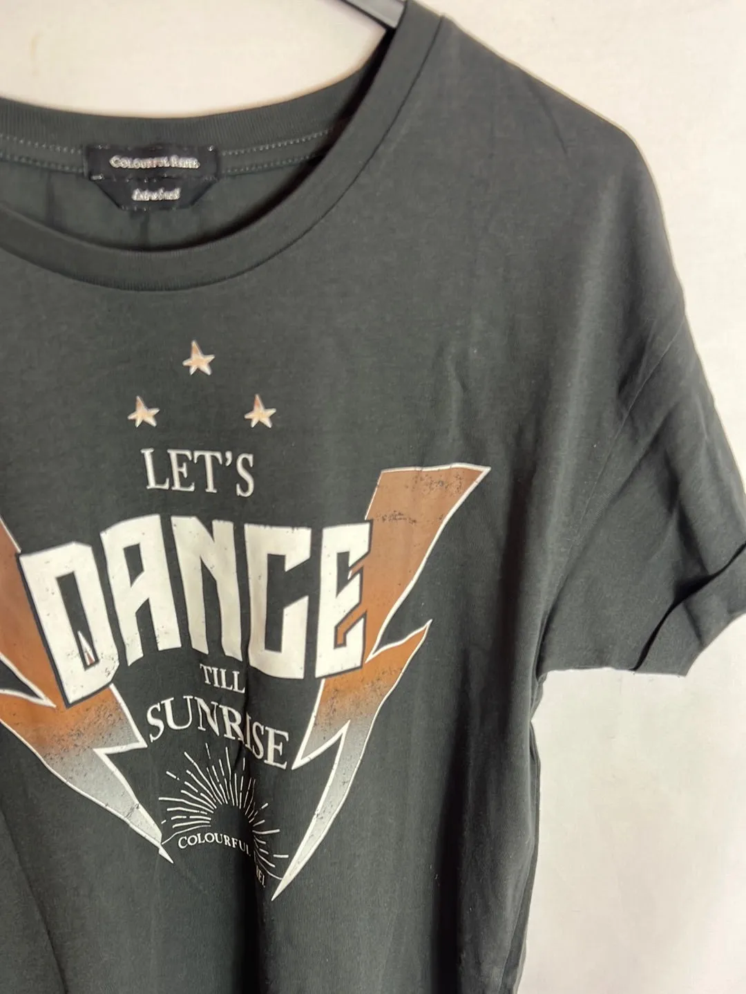 COLOURFUL REBEL. Camiseta negra "danze" T.xs