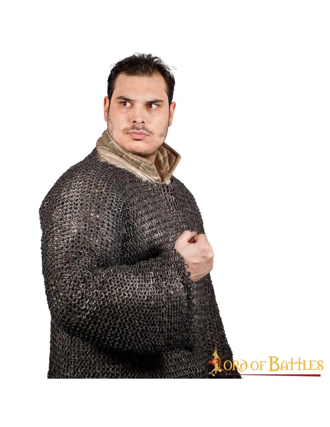 Cota de malla medieval larga con anillas de titanio remachadas