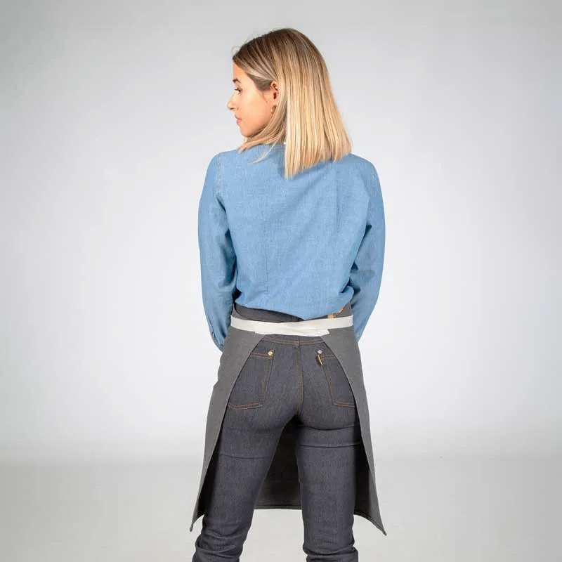 DELANTAL TEJIDO CHENILLA GRIS MARENGO CON PETO HEBILLA ENLAZADA  GARY'S
