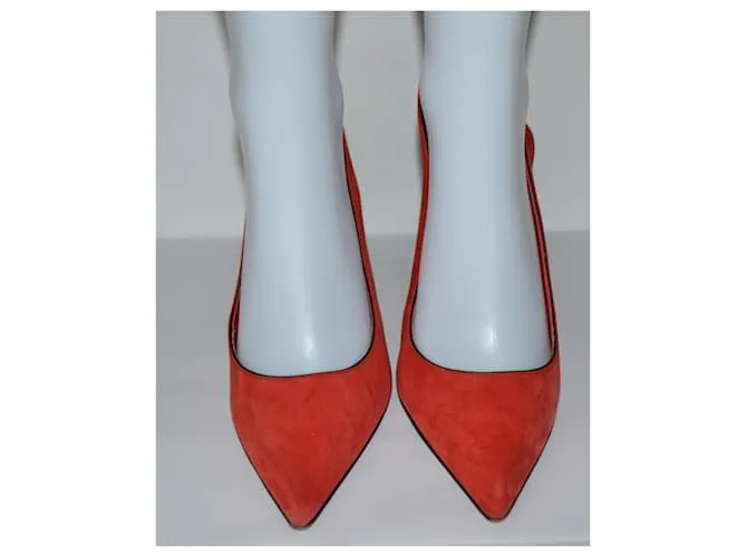 Donna Karan escotes Roja 