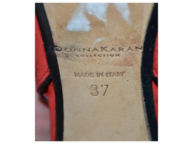 Donna Karan escotes Roja 