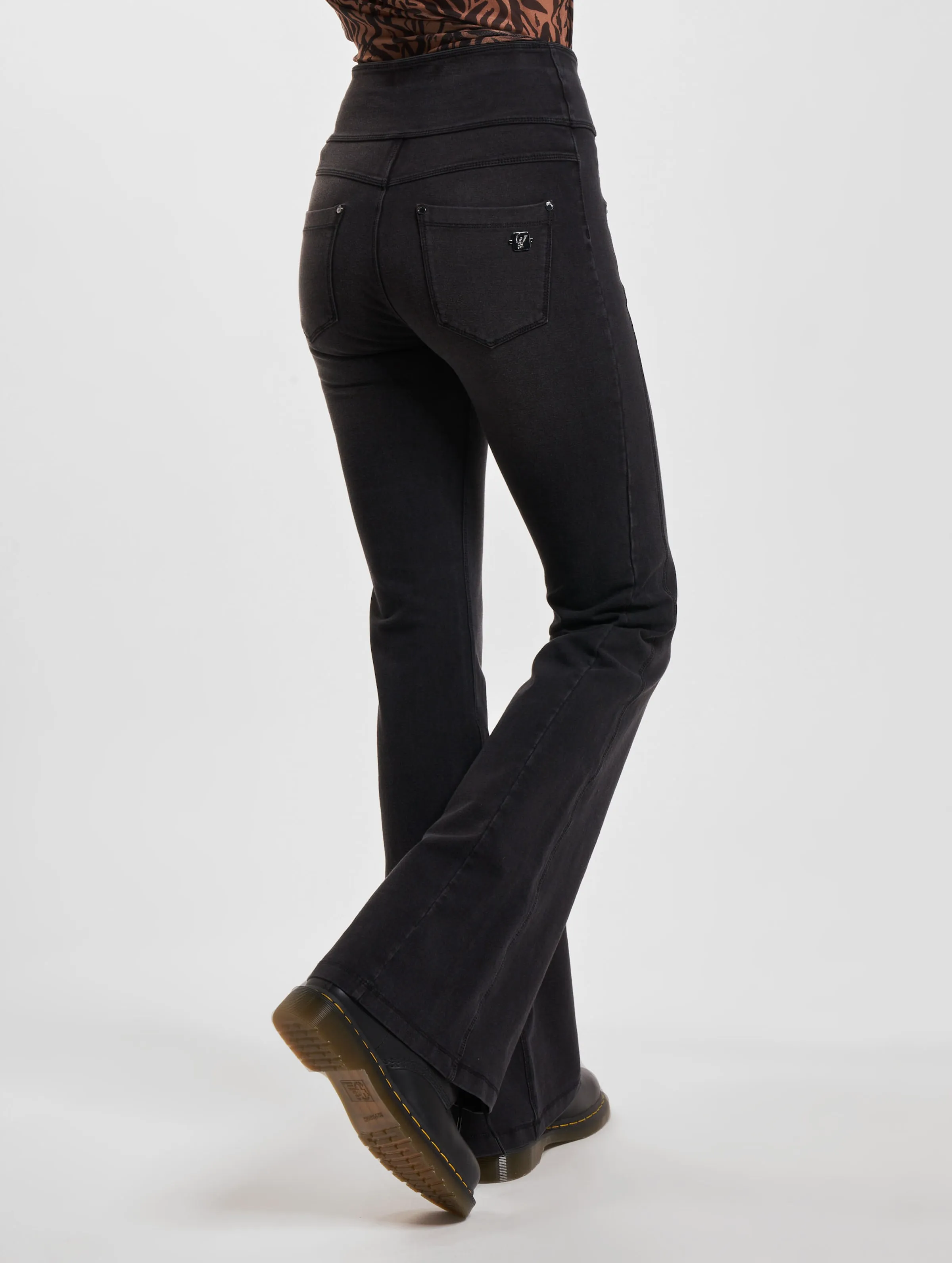 FREDDY FREDDY HIGH WAIST N.O.W.® FITANDFLARE HIGH WAIST JEANS