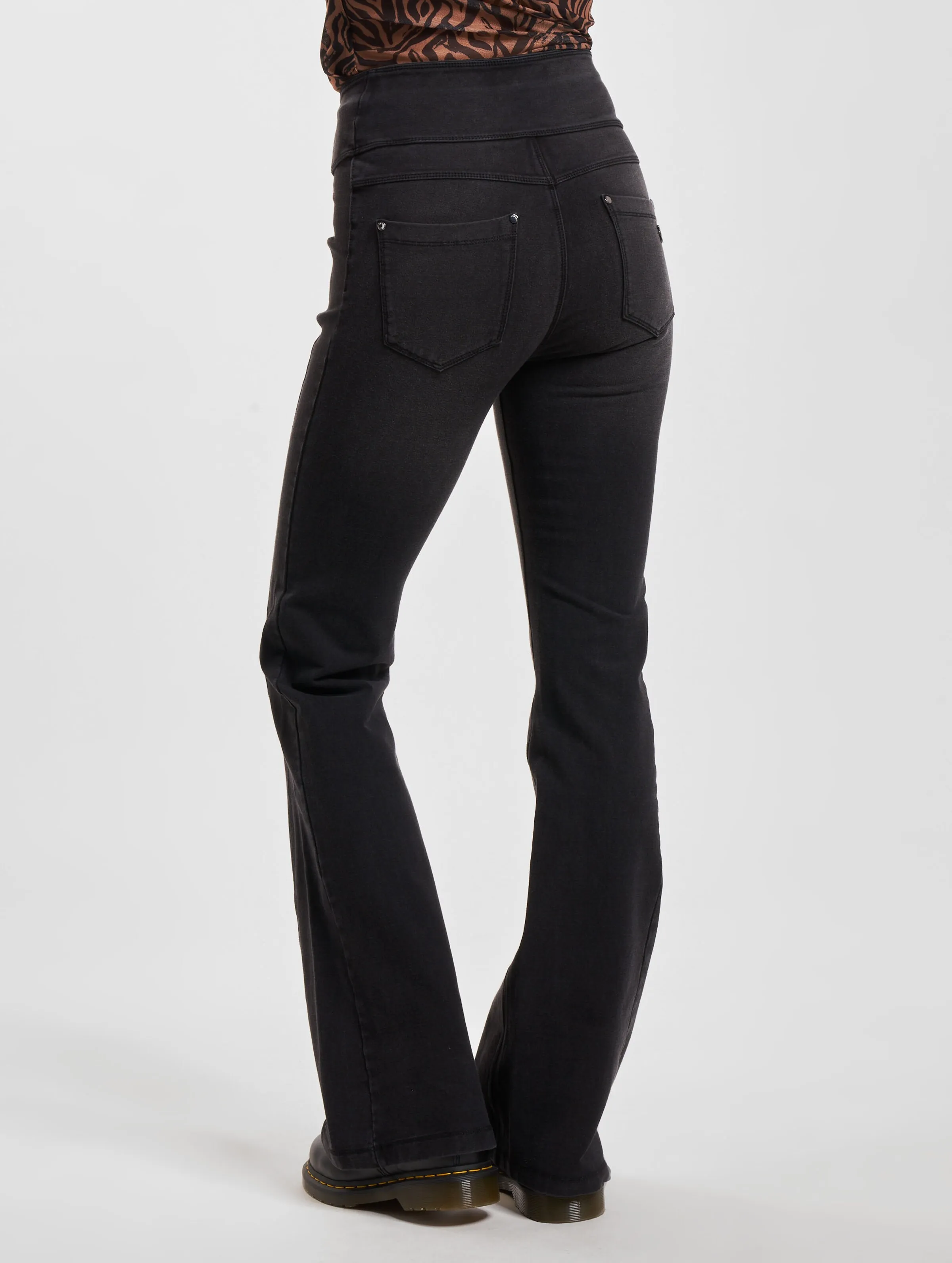 FREDDY FREDDY HIGH WAIST N.O.W.® FITANDFLARE HIGH WAIST JEANS