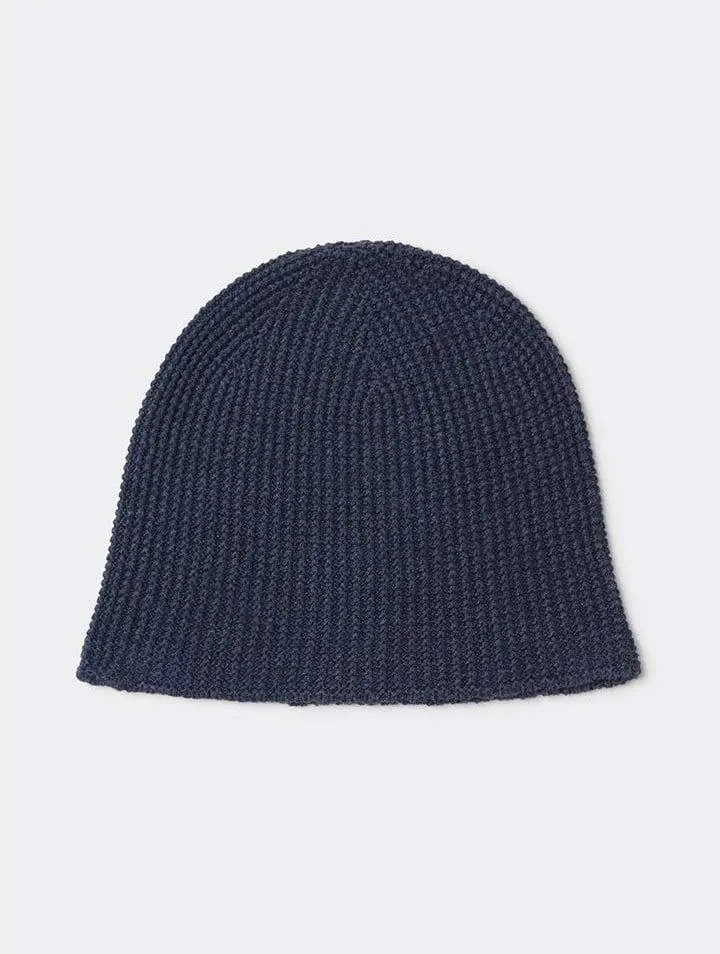 Gorro azul marino 100% sostenible