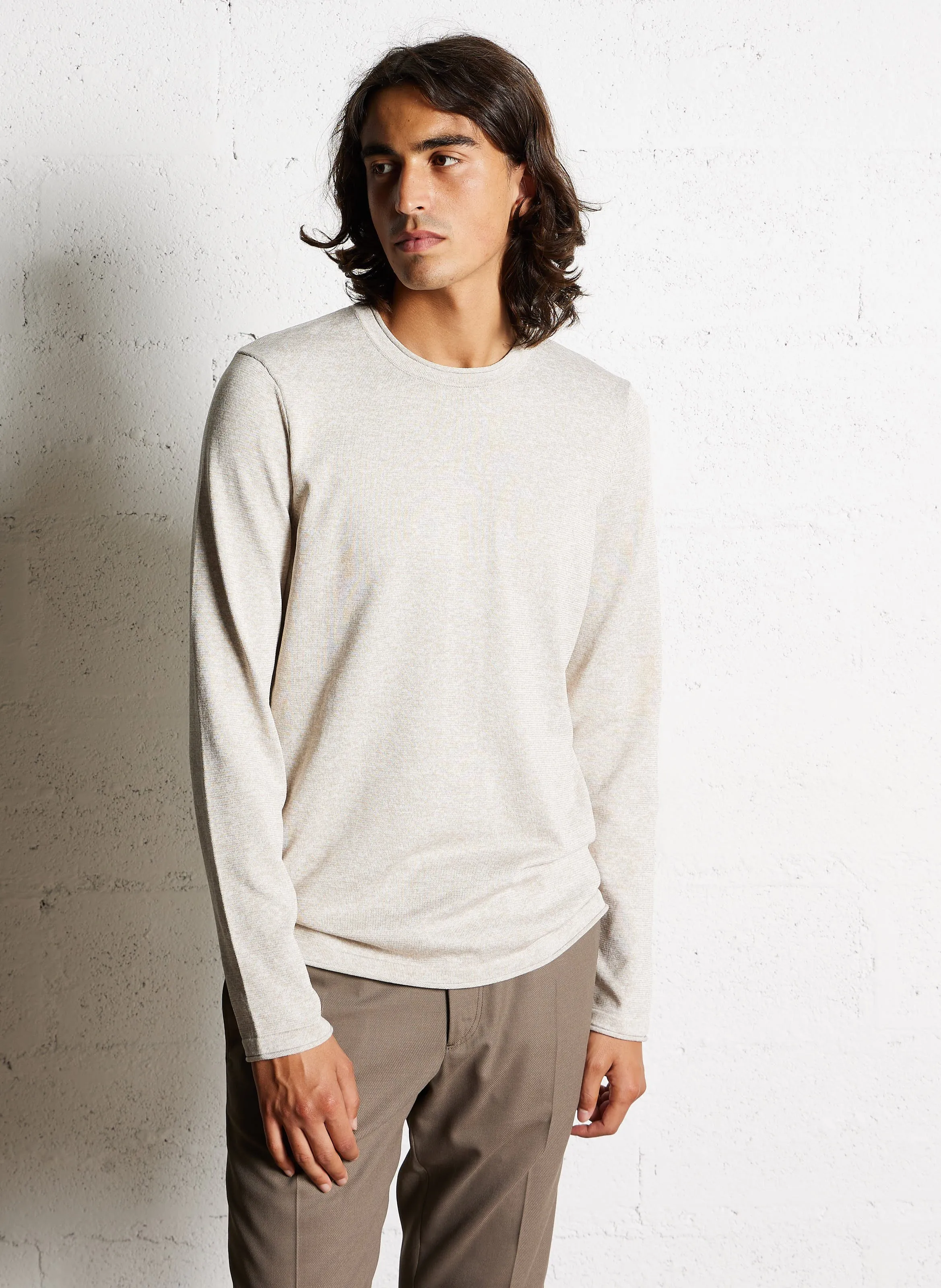 Jersey de cuello redondo recto jaspeado en beige