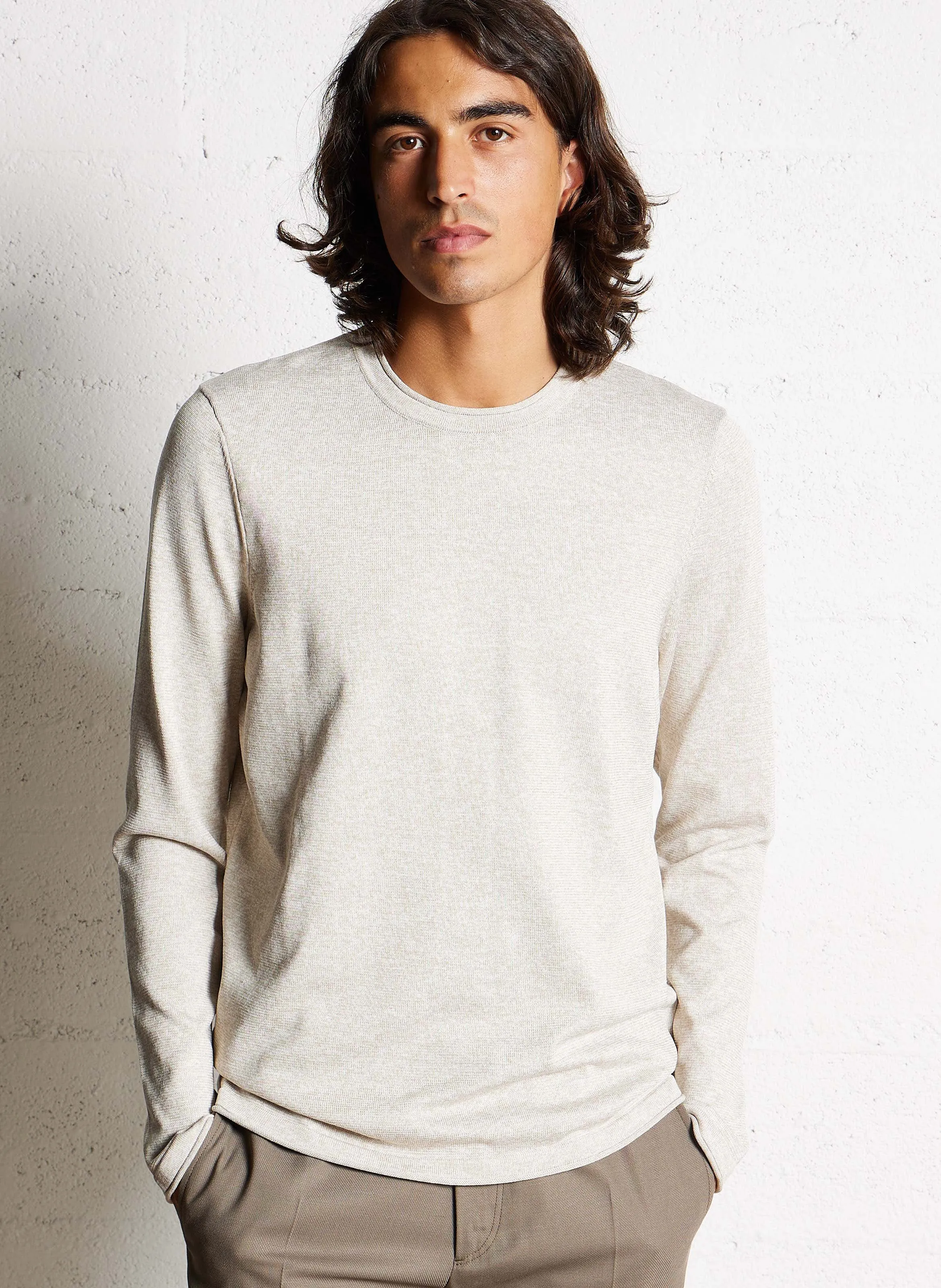 Jersey de cuello redondo recto jaspeado en beige