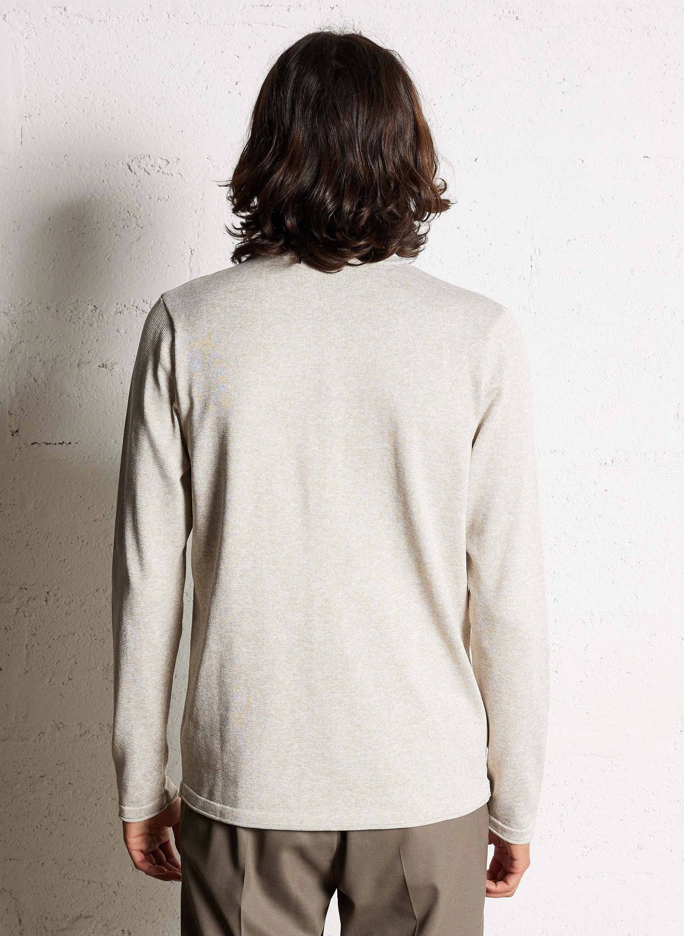 Jersey de cuello redondo recto jaspeado en beige
