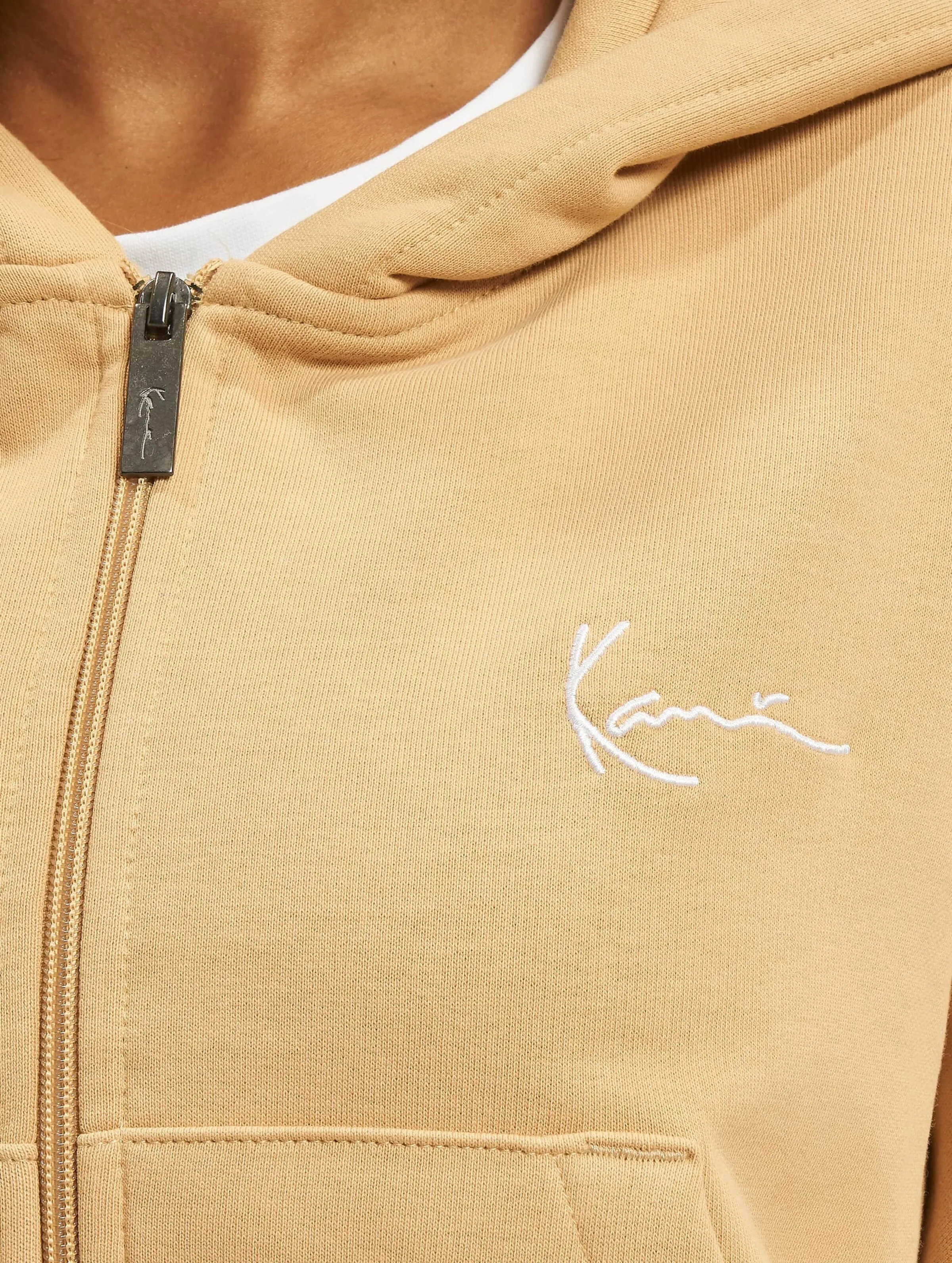 Karl Kani Chest Signatur