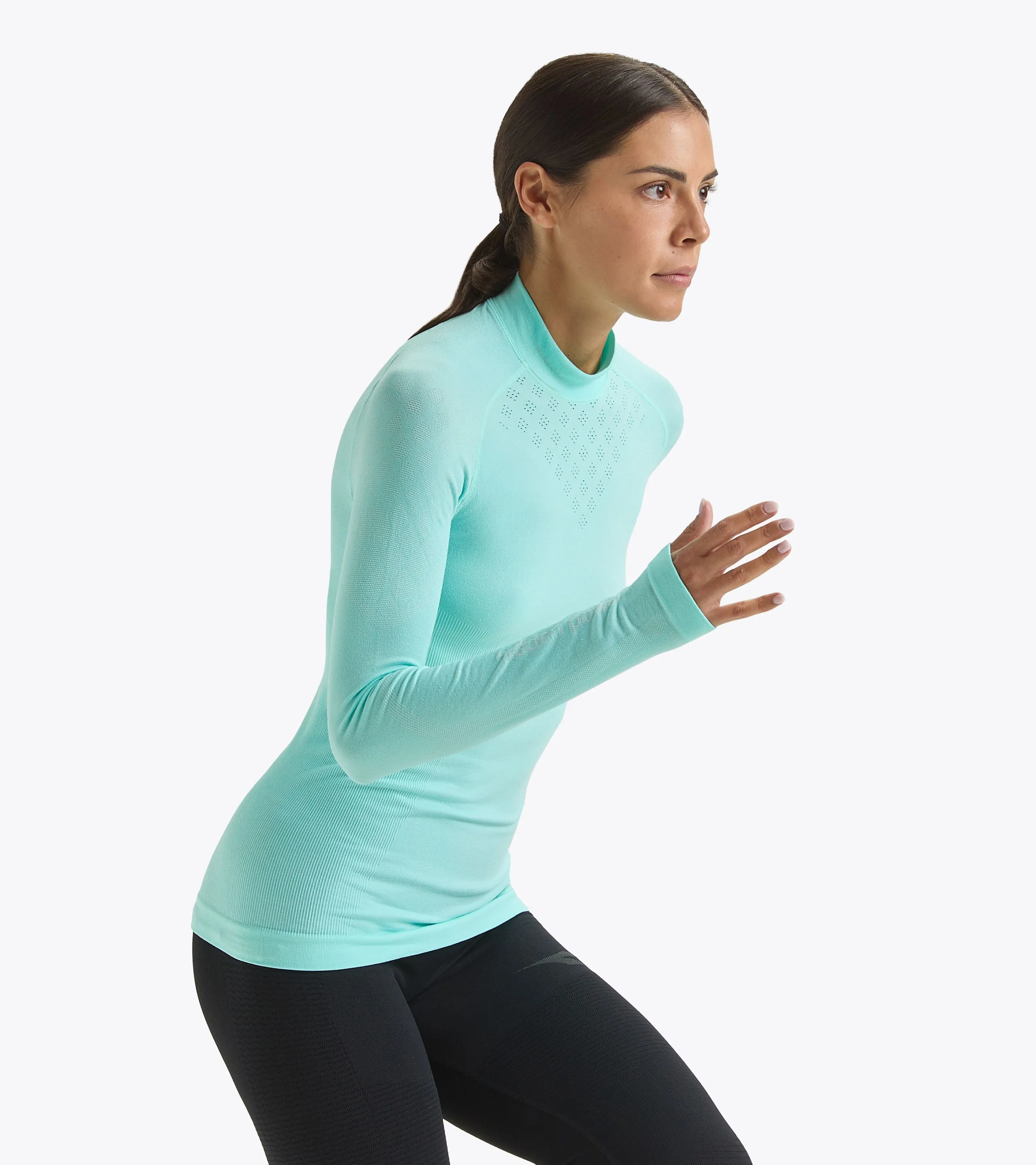 L. TURTLE NECK ACT CAMISETA DE ENTRENAMIENTO  MUJER