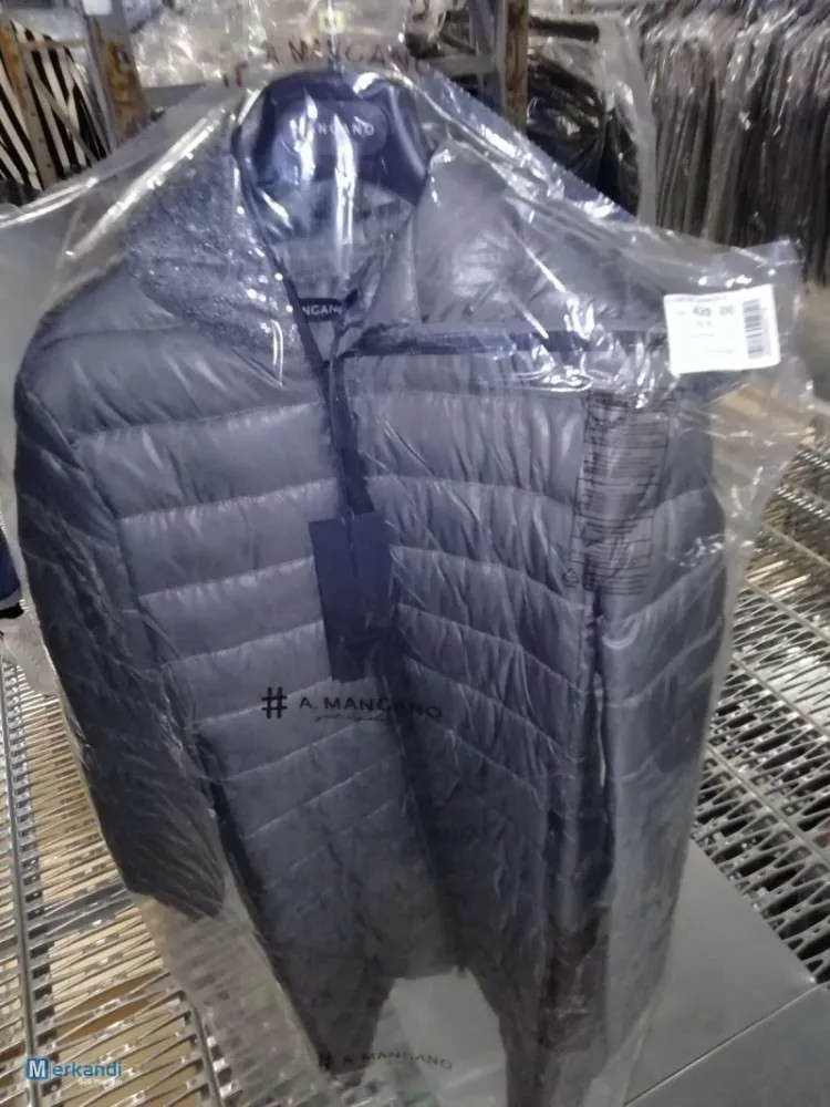 Lotes de chaquetas de Mangano.