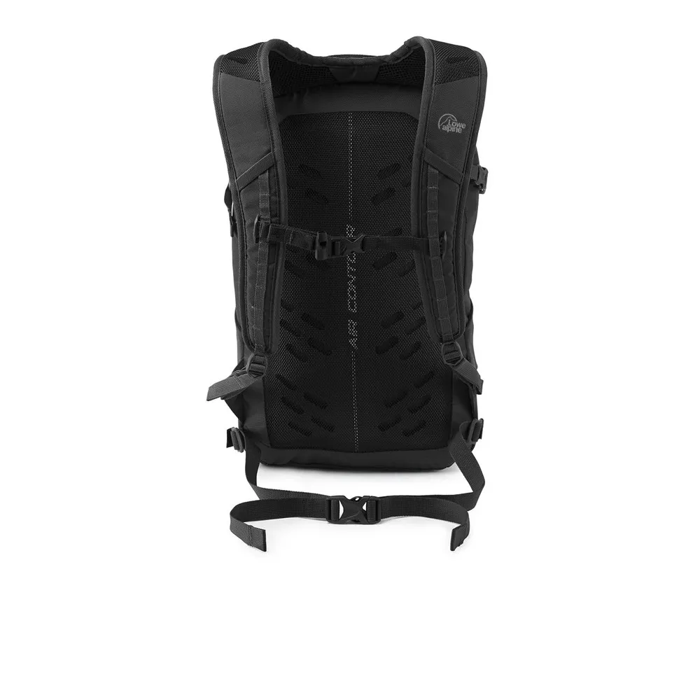 LOWE ALPINE EDGE 18 MOCHILA   AW24