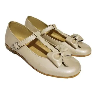 Mercedita charol beige tostado