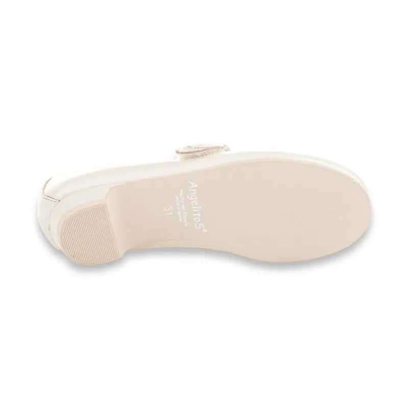 Merceditas Comunión Tacón Niña Piel Nacarada Flor Tul y Tira Trenzada Velcro 998 Beige, de Angelitos