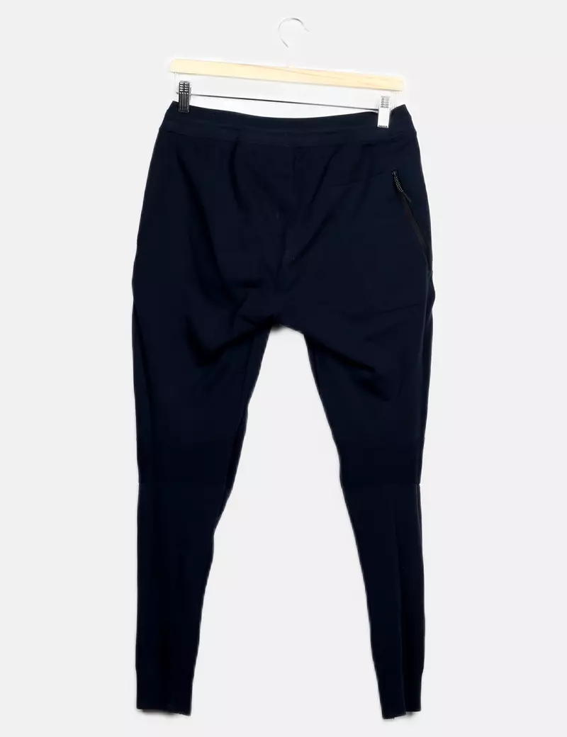 Nike Pantalones de chándal y joggers Skinny o pitillo o slim Impermeables
