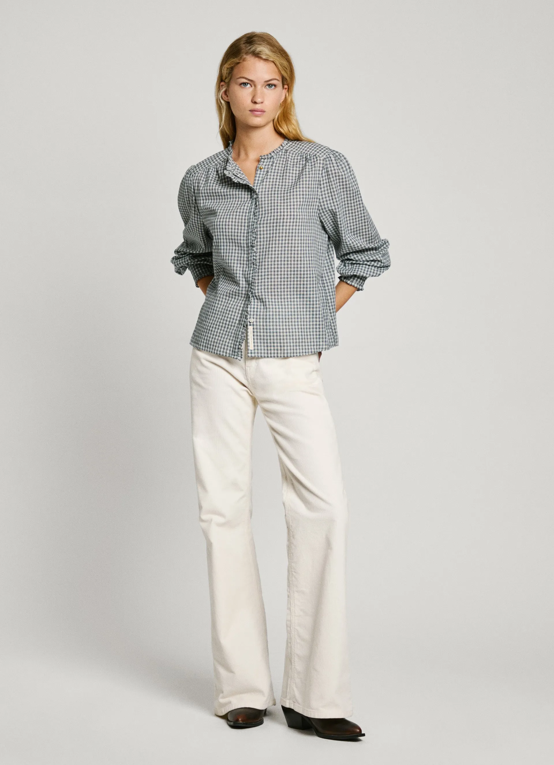 pantalón 5 bolsillos fit flare