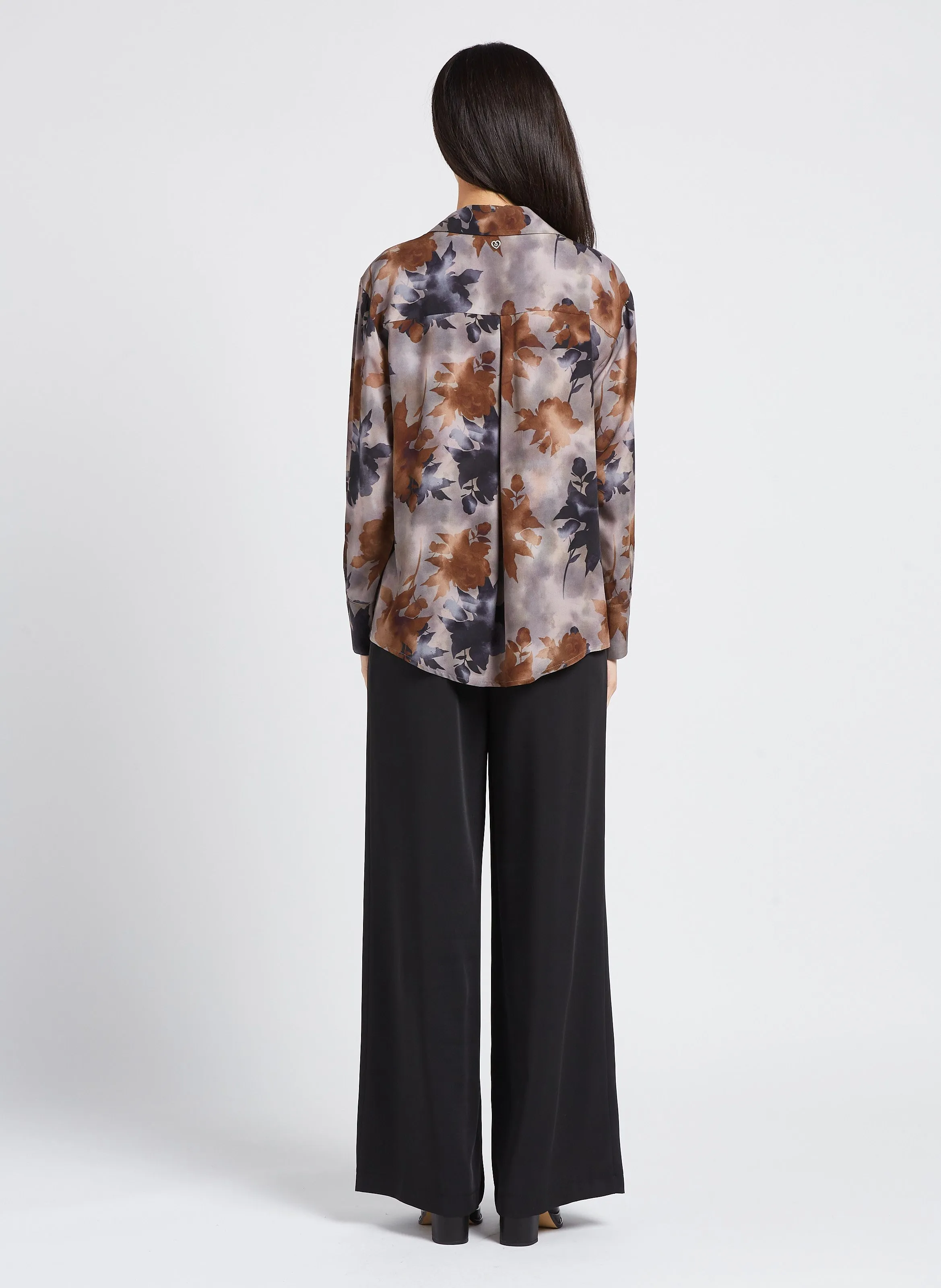 Pantalón ancho palazzo vaporoso en negro