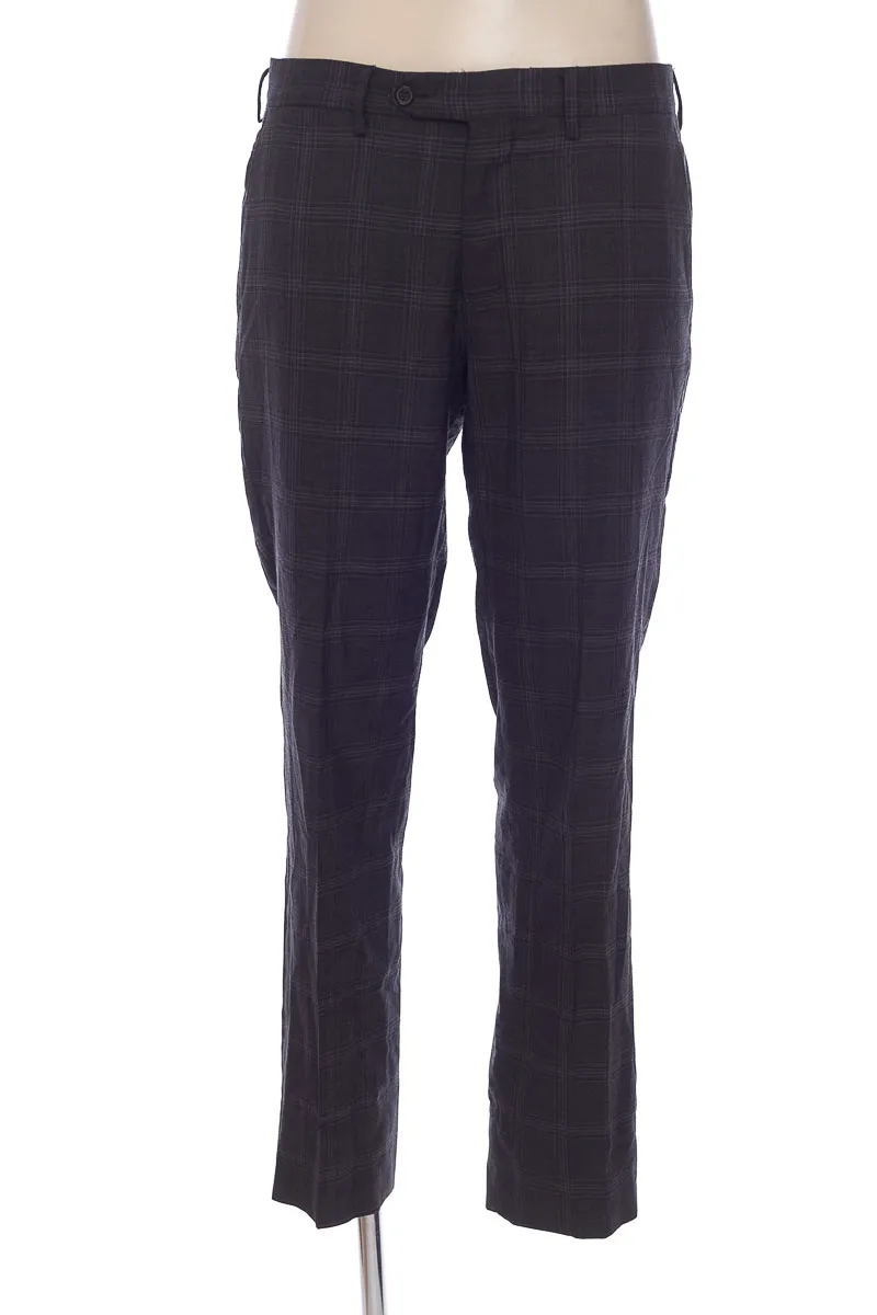 PANTALóN COLOR GRIS  ARTURO CALLE