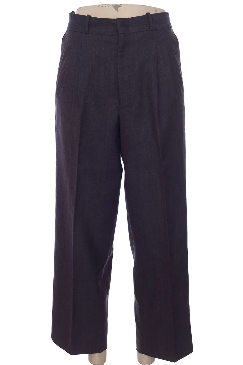 PANTALóN COLOR GRIS  CLOSEANDO