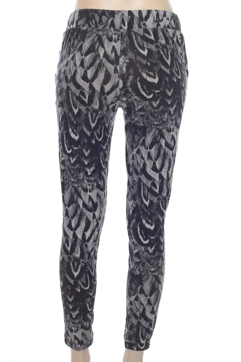 PANTALóN COLOR GRIS  TENNIS