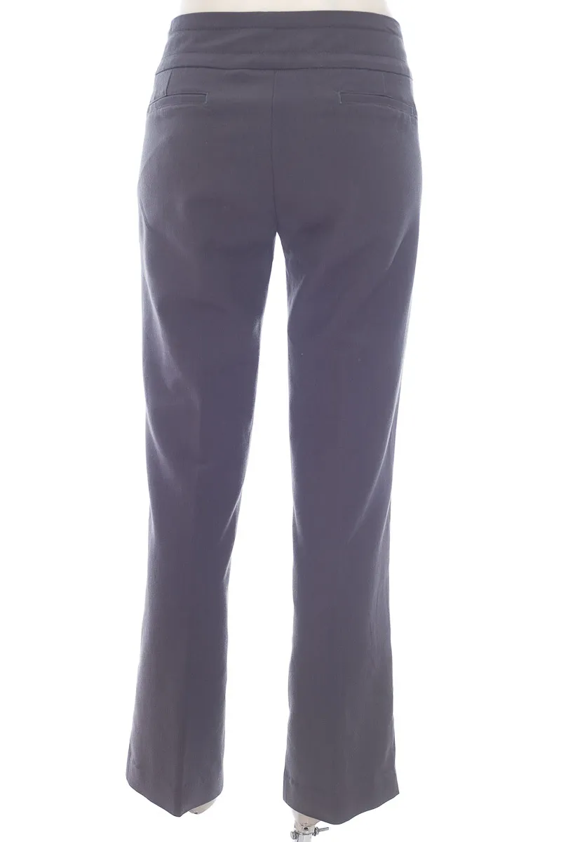 PANTALóN COLOR GRIS  TINTA