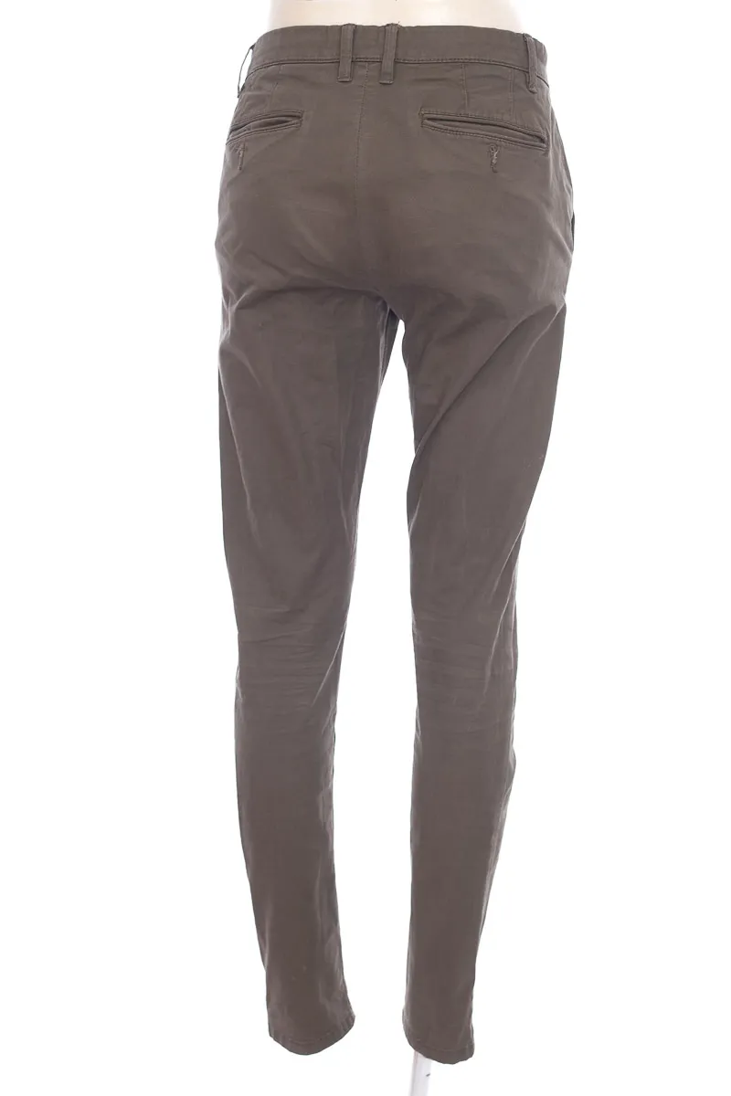 PANTALóN COLOR VERDE  KOAJ